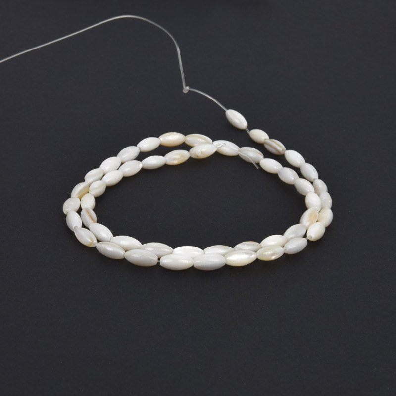 Намистини Перламутр кремовий, Натур. камінь, 8х4 мм, Рис (BUS-058129)