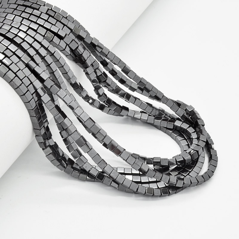 Намистини Гематит, Натур. камінь, Кубик, 3х3х3 мм (BUS-051750)