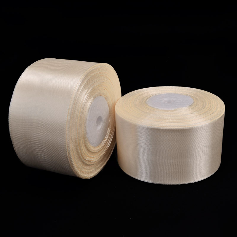 Атласна стрічка, 50 мм, Кремова (LEN-052780)