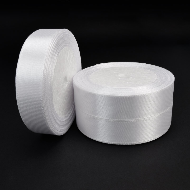 Атласна стрічка, 20 мм, Біла (LEN-060321)