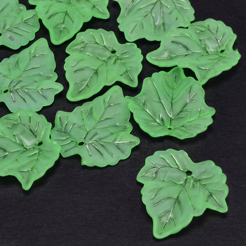 Бусины акриловые матовые, Листики, 24х23 мм, Зеленые (BUS-054313)