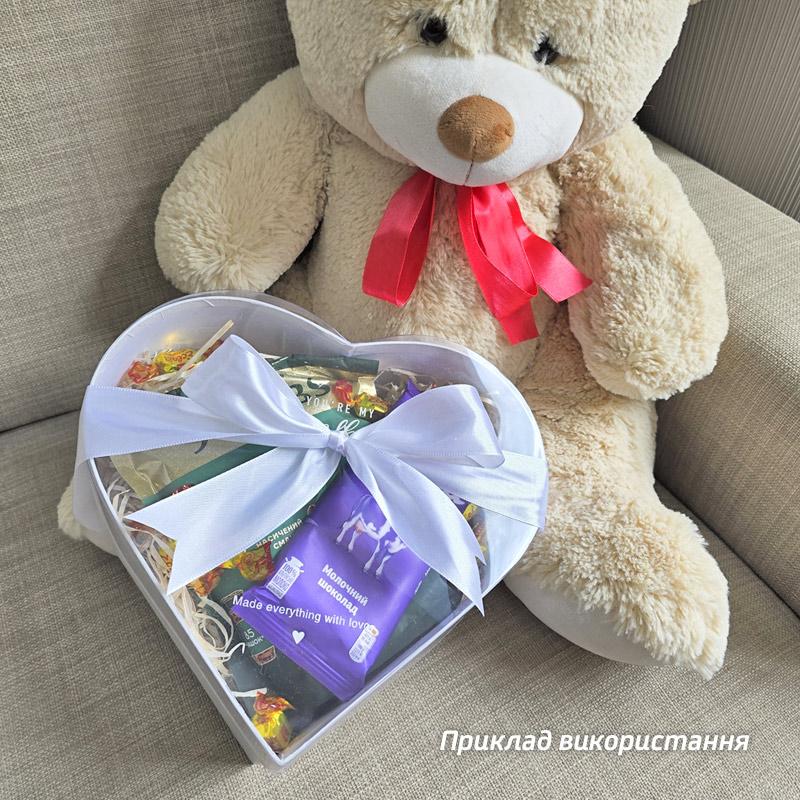 Подарочная коробка Сердце с прозрачной крышкой, 23х21х8 см, Белая (UPK-060645)