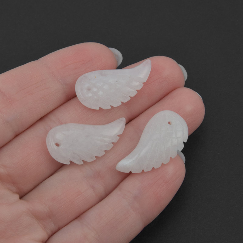Підвіска Крило, Натур. камінь Нефрит білий, 25х13х6 мм (POD-058673)