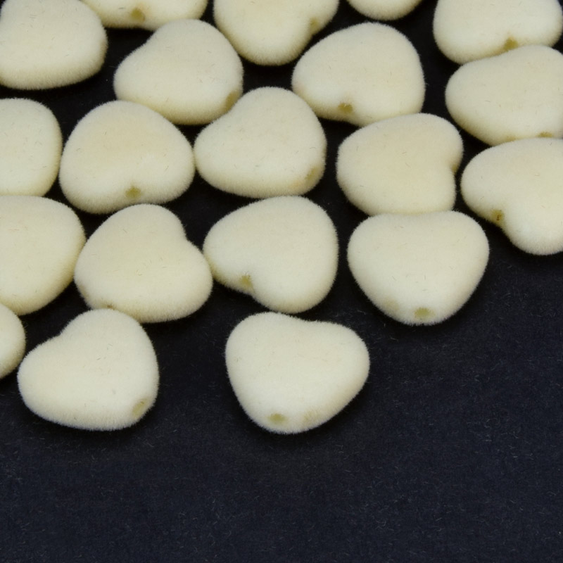 Намистина оксамитова, Серце, 12х11х5 мм, Кремова (BUS-060181)