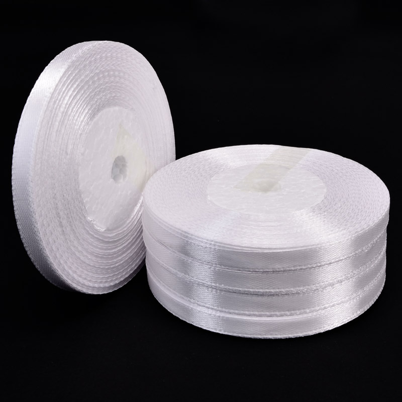 Атласна стрічка, 6 мм, Біла (LEN-056725)