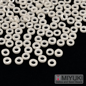 Бисер японский Miyuki Spacer SPR3-600, 3х1,3 мм, Кремовый, 3 г (BIS-053291)