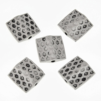 Намистини мет. квадратні плоскі, 12х12х3,5 мм, Античне срібло (BUS-007332)