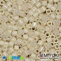 Бисер японский Miyuki Delica 8/0 DBL203, Кремовый (BIS-045891)