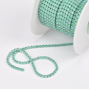 Стразовий ланцюг SS6 - 2,0 мм, М'ятний, Стрази скляні салатові опал (ZEP-061039)